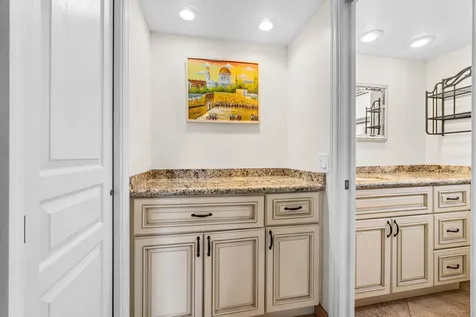 3505 Oaks Way Pompano Beach FL 33069