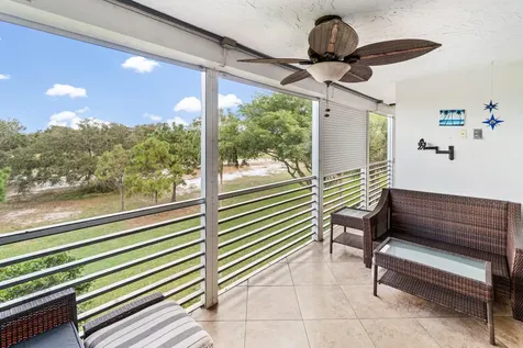 3505 Oaks Way Pompano Beach FL 33069