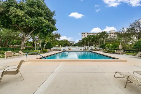 3505 Oaks Way Pompano Beach FL 33069