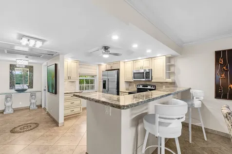 3505 Oaks Way Pompano Beach FL 33069