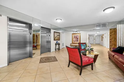 3505 Oaks Way Pompano Beach FL 33069