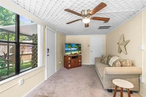 1370 4th Court Vero Beach FL 32960