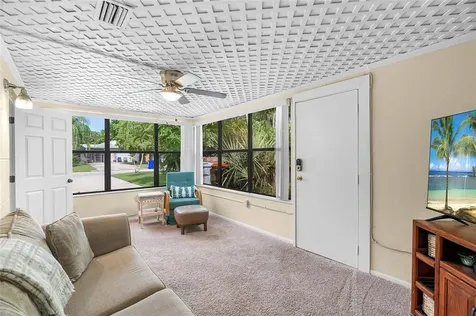 1370 4th Court Vero Beach FL 32960