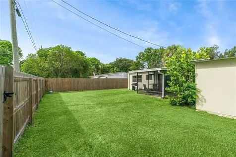 1370 4th Court Vero Beach FL 32960