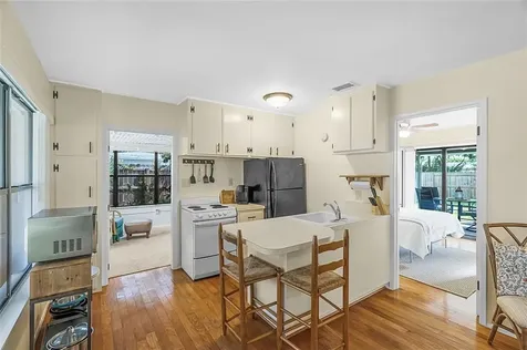1370 4th Court Vero Beach FL 32960