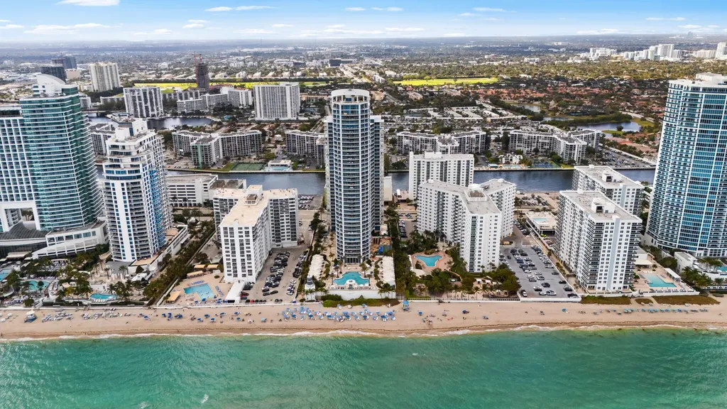 3101 S Ocean Drive Hollywood FL 33019