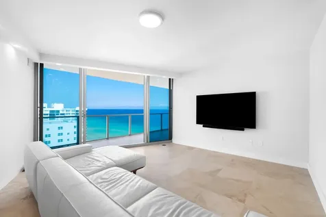 3101 S Ocean Drive Hollywood FL 33019