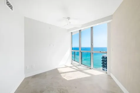 3101 S Ocean Drive Hollywood FL 33019