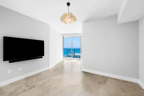 3101 S Ocean Drive Hollywood FL 33019