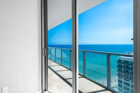 3101 S Ocean Drive Hollywood FL 33019