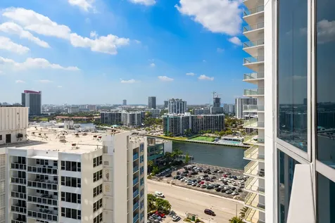 3101 S Ocean Drive Hollywood FL 33019
