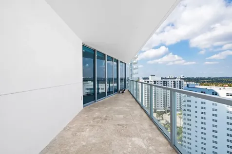 3101 S Ocean Drive Hollywood FL 33019