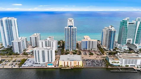 3101 S Ocean Drive Hollywood FL 33019