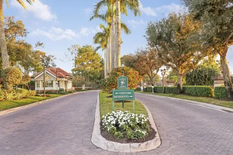 7754 Maywood Crest Drive Palm Beach Gardens FL 33412