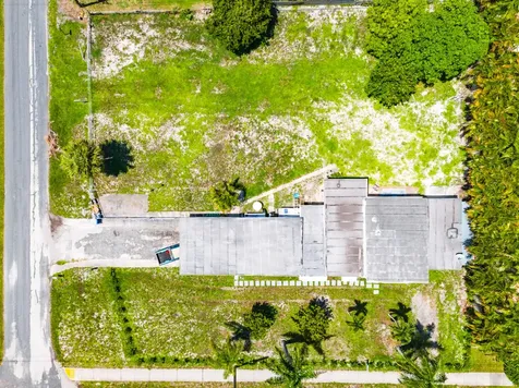 335 Gulfstream Boulevard Boynton Beach FL 33435