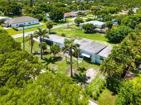 335 Gulfstream Boulevard Boynton Beach FL 33435