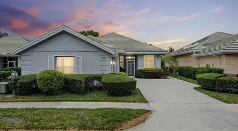 1553 Nw Amherst Drive Saint Lucie West FL 34986