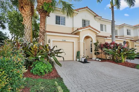 7386 Briella Drive Boynton Beach FL 33437