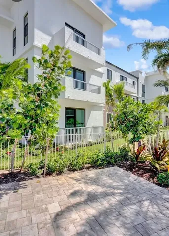 250 W Hidden Valley Boulevard Boca Raton FL 33487