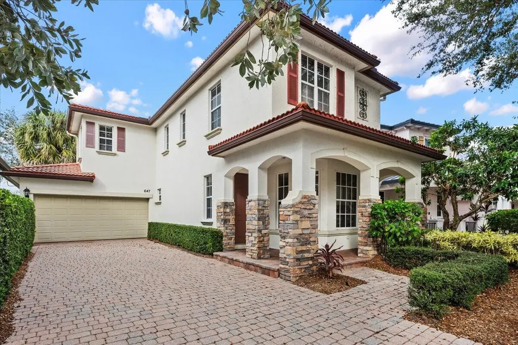 647 Castle Drive Palm Beach Gardens FL 33410