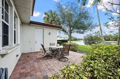 647 Castle Drive Palm Beach Gardens FL 33410