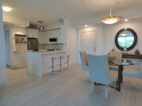 802 W Windward Way Lantana FL 33462