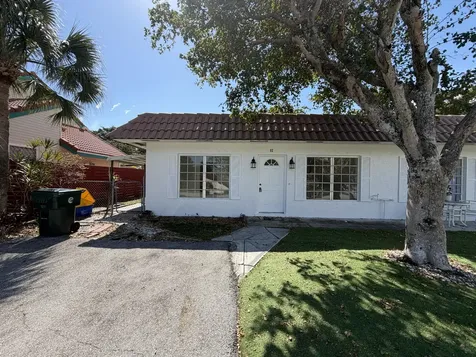 82 Lariat Circle Boca Raton FL 33487