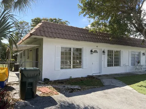 82 Lariat Circle Boca Raton FL 33487