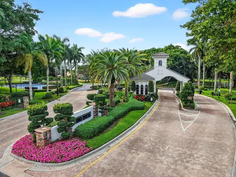 10305 Avenida Del Rio Delray Beach FL 33446
