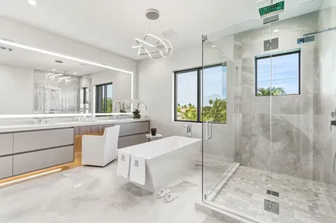 1050 Ne 3rd Avenue Boca Raton FL 33432