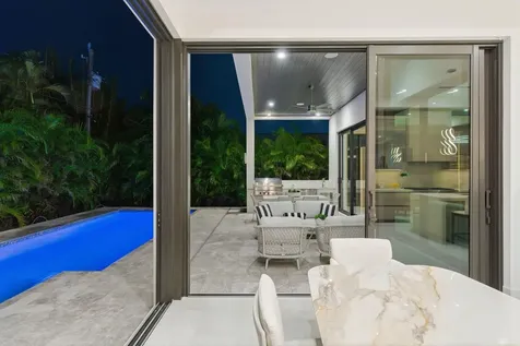 1050 Ne 3rd Avenue Boca Raton FL 33432