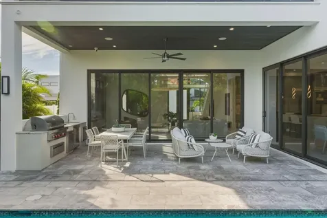 1050 Ne 3rd Avenue Boca Raton FL 33432