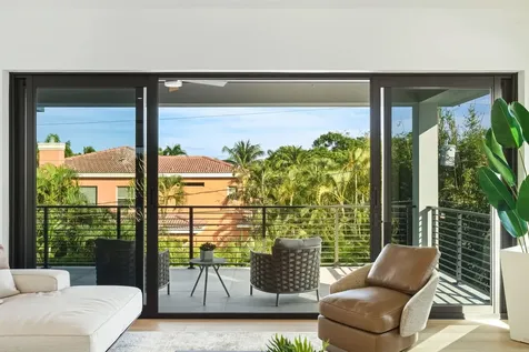 1050 Ne 3rd Avenue Boca Raton FL 33432