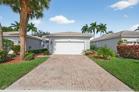 10672 Royal Caribbean Circle Boynton Beach FL 33437