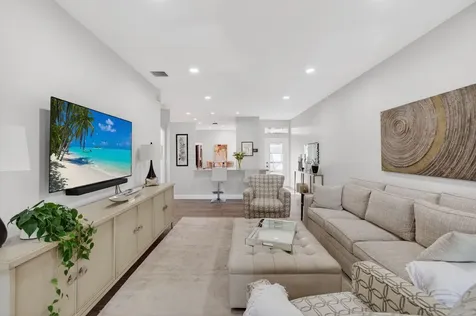 10672 Royal Caribbean Circle Boynton Beach FL 33437