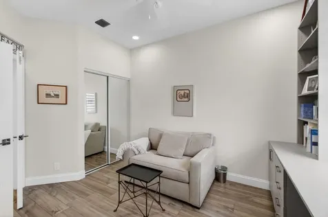 10672 Royal Caribbean Circle Boynton Beach FL 33437