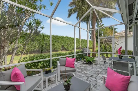 10672 Royal Caribbean Circle Boynton Beach FL 33437