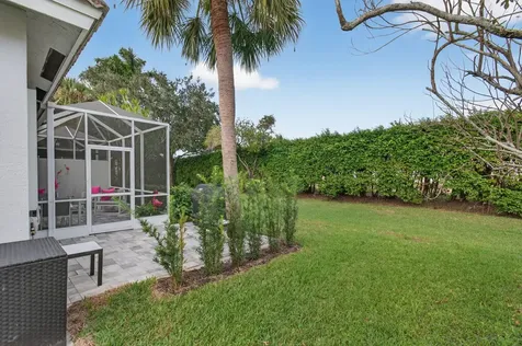 10672 Royal Caribbean Circle Boynton Beach FL 33437