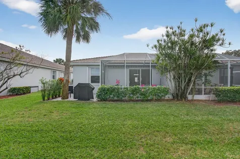 10672 Royal Caribbean Circle Boynton Beach FL 33437