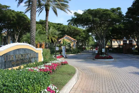 123 Yacht Club Way Hypoluxo FL 33462