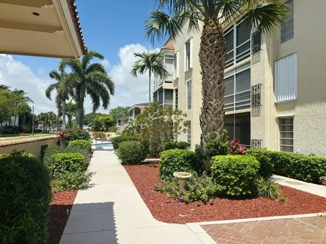 331 Sw 8th Street Boca Raton FL 33432