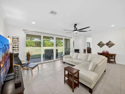 13653 Sw Oceanus Boulevard Port Saint Lucie FL 34987