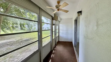 253 Newport P Deerfield Beach FL 33442