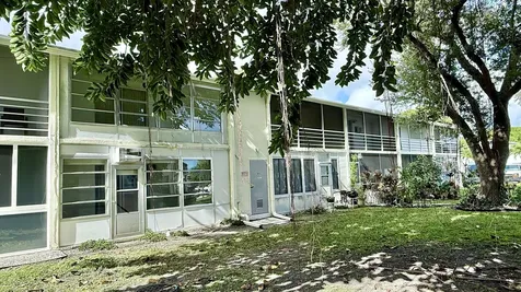 253 Newport P Deerfield Beach FL 33442