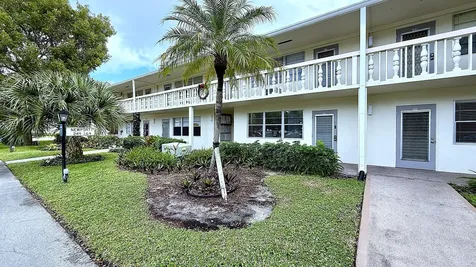 253 Newport P Deerfield Beach FL 33442