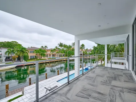 2751 Ne 22nd Court Pompano Beach FL 33062