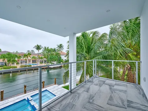 2751 Ne 22nd Court Pompano Beach FL 33062