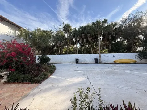 1009 S Indian River Drive Fort Pierce FL 34950