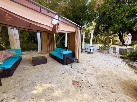 1009 S Indian River Drive Fort Pierce FL 34950