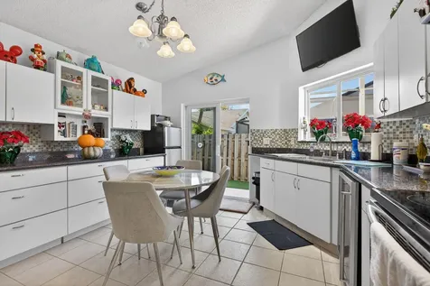 2606 Nw 123rd Way Coral Springs FL 33065